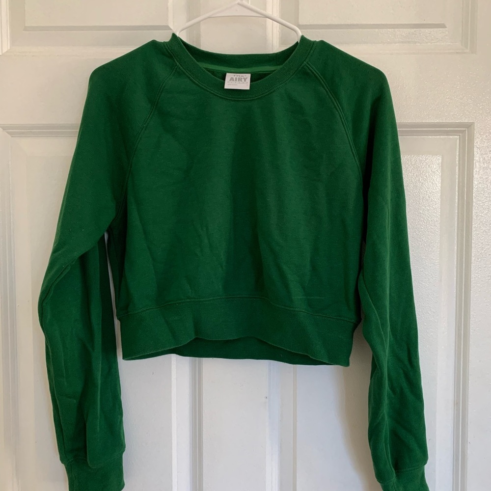 Aritzia TNA Airy Fleece Cropped Crewneck